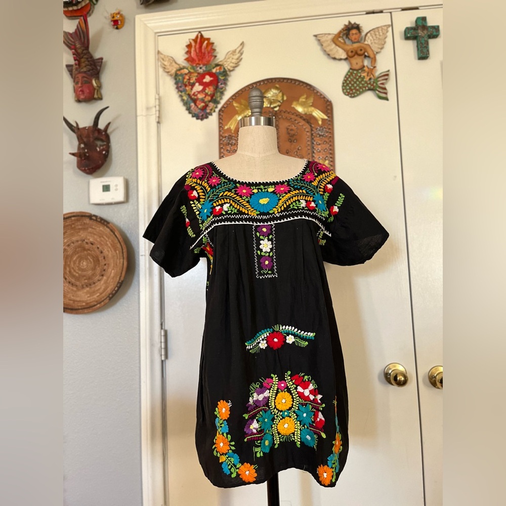 Embroidered Mexican tunic top